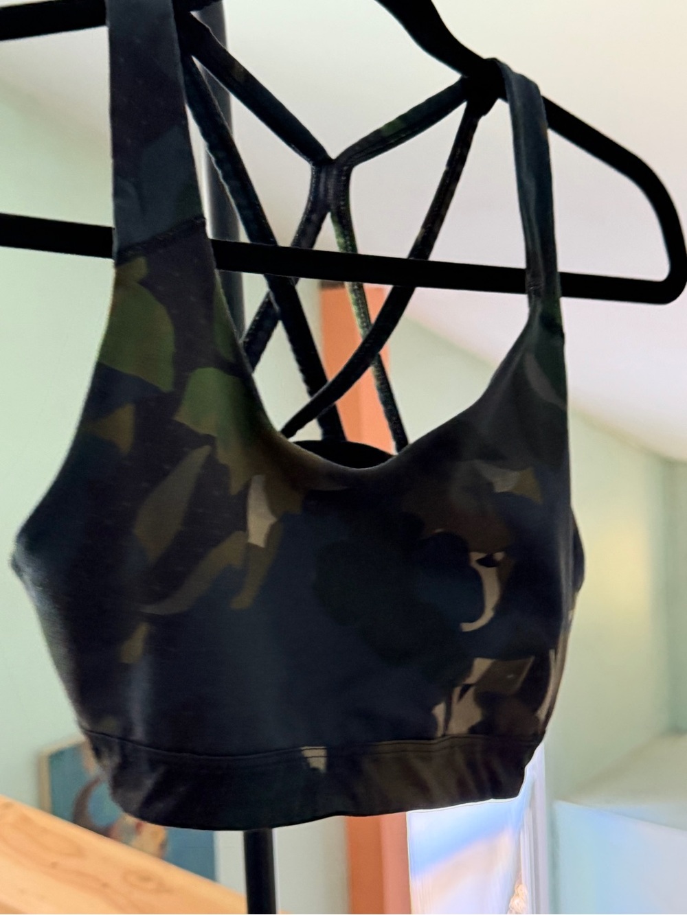Old Navy Women's Camouflage Sports Bra - Black & Olive
